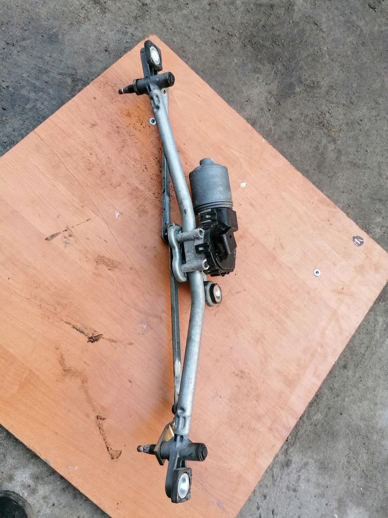 фото №1, Mondeo mk3 механизм дворник перед 1s7117504af