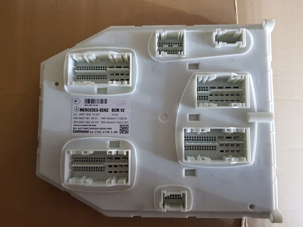 фото №1, Mercedes 907 910 sprinter модуль sam 9079007404