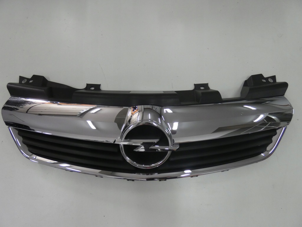 фото №1, Решётка радиатора, решётка радиатора opel zafira b przed liftem