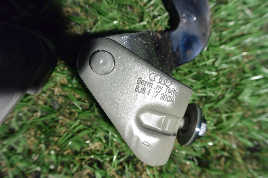 фото №9, Петля кришки багажника kpl чорний szary audi tt 8j