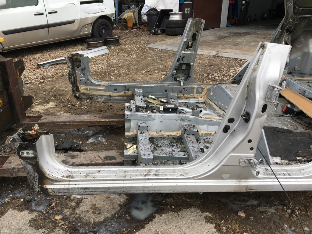 фото №1, Порог левый kadjar