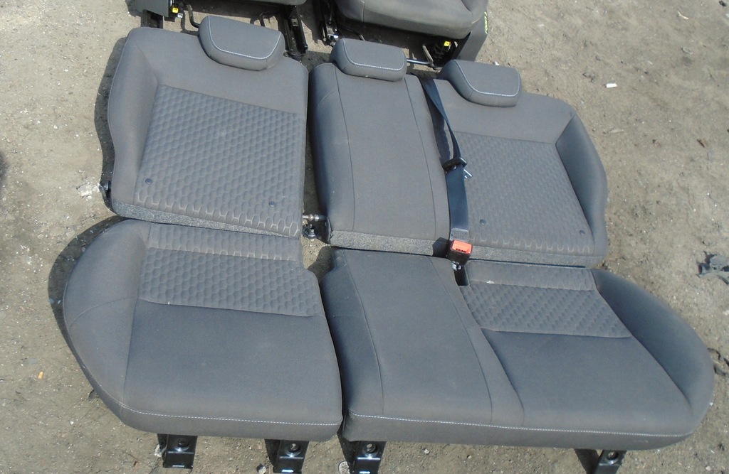 фото №1, Focus mk3 hb заднее сиденье задняя