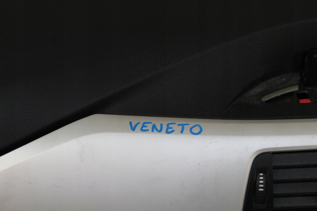 фото №5, Приборная панель консоль подушка безопасности подушки безопасности bmw 3 f30 f31