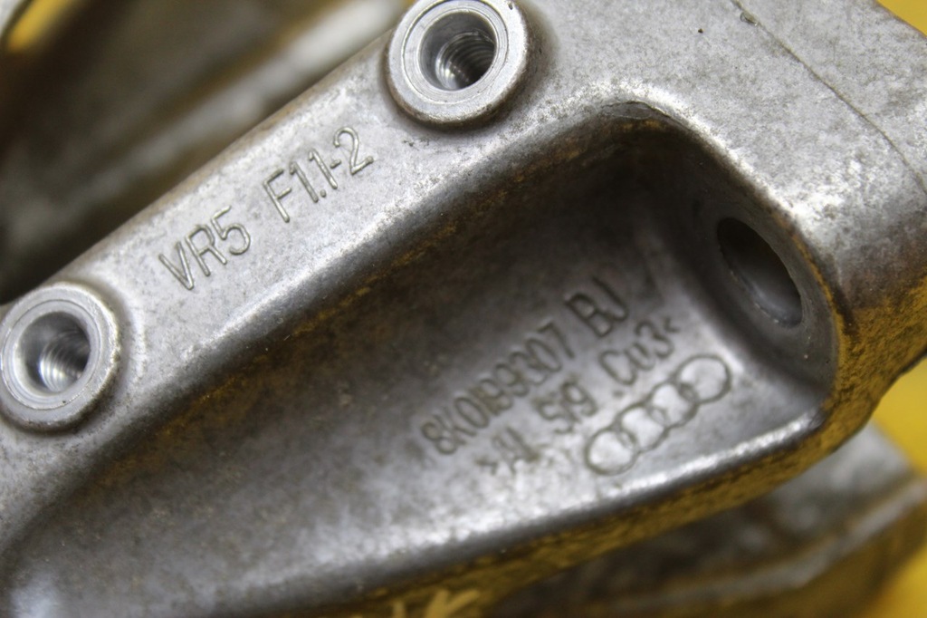 фото №7, Кронштейн двигателя a6 c7 3.0 tdi 8k0199307bj