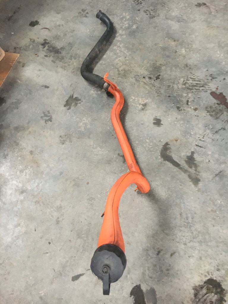 фото №1, Scania r заливная горловина масла