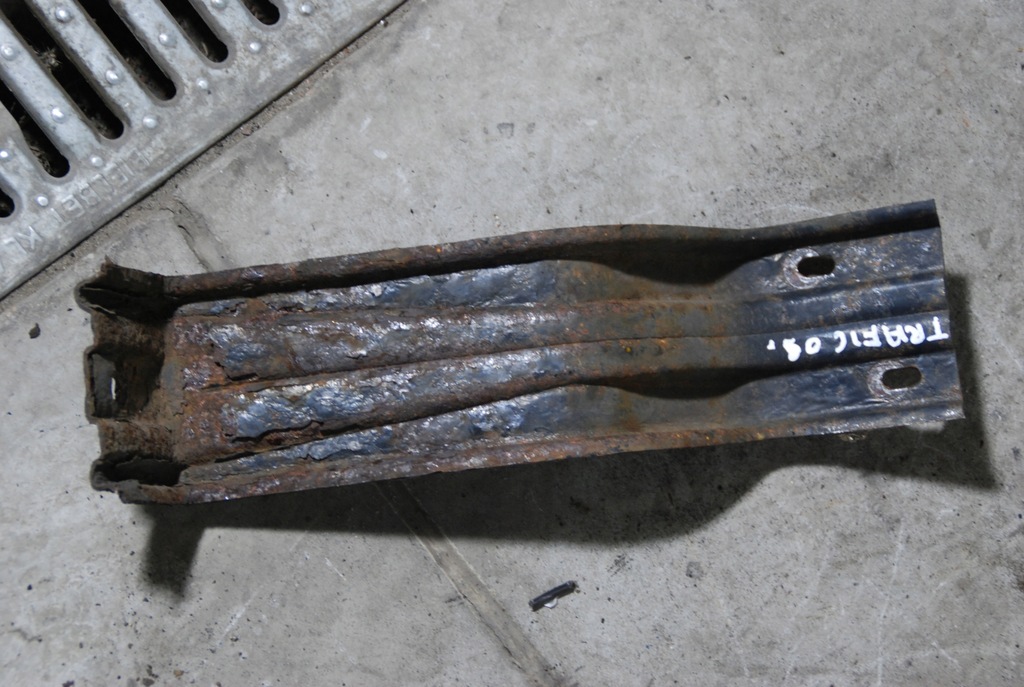 фото №1, Кронштейн лист pas vivaro trafic ii