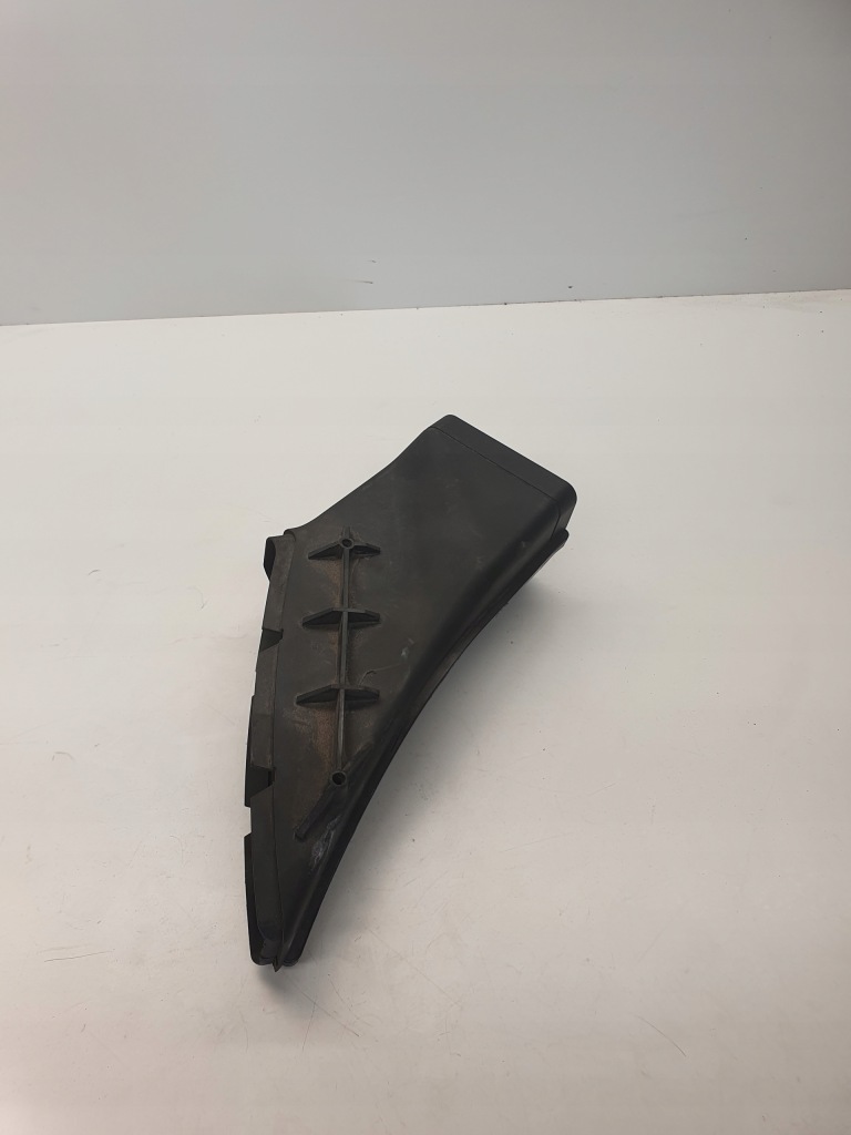 фото №1, Впуск повітрозабірник повітря audi a6 c6 4f0129521b