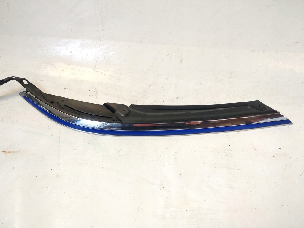 фото №1, Vw passat b8 eco молдинг лампы правой перед 3g0