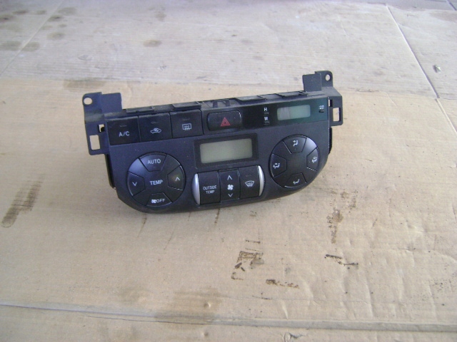 фото №1, Toyota rav 4 03-05 панель кондиционера