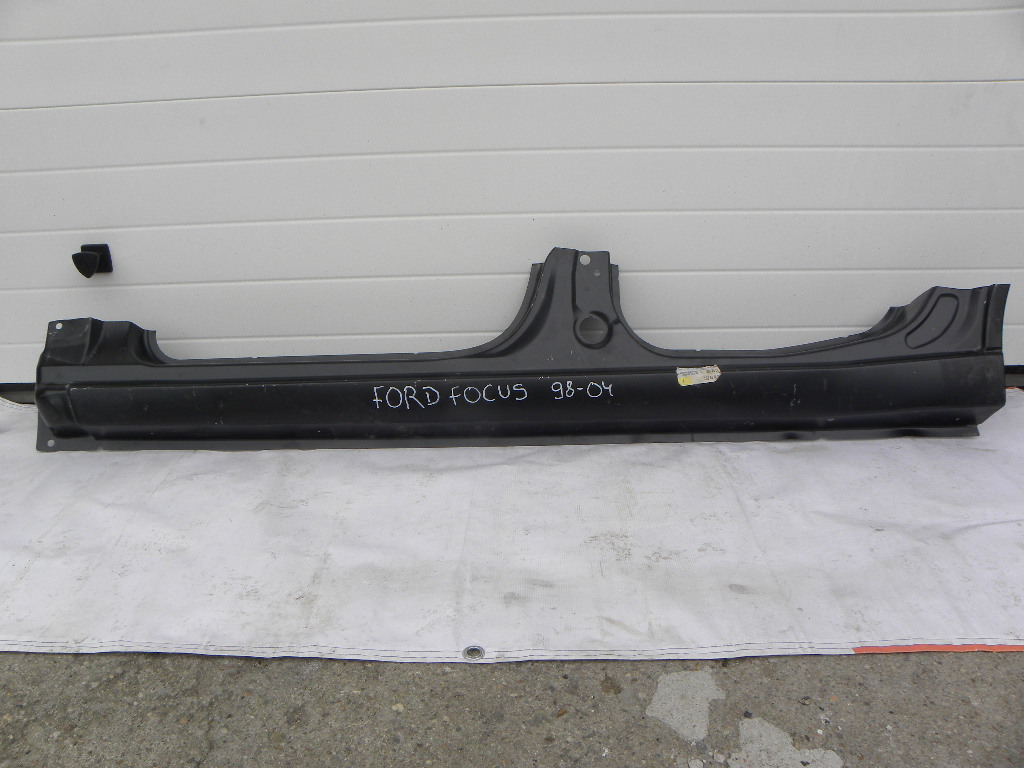 фото №1, Ford focus порог левая сторона