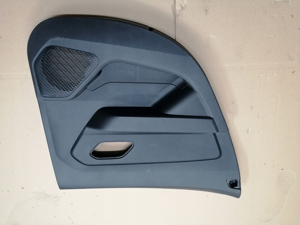 фото №1, Обшивка двері лівий задня duster ii 18- ідеальний стан