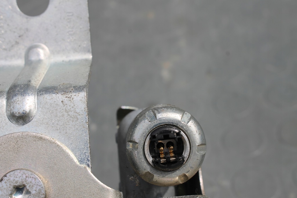 фото №3, Pas правий перед натягувач nissan pathfinder r51 05-