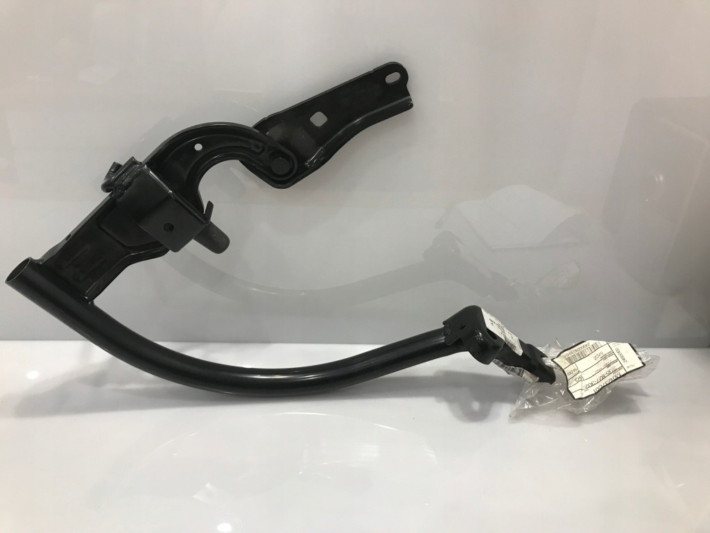 фото №1, Vw passat b8 sedan петля крышки правый задняя 2014-