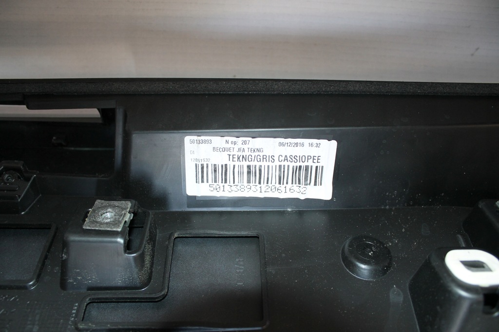 фото №4, Renault grand scenic iv спойлер крышки задний