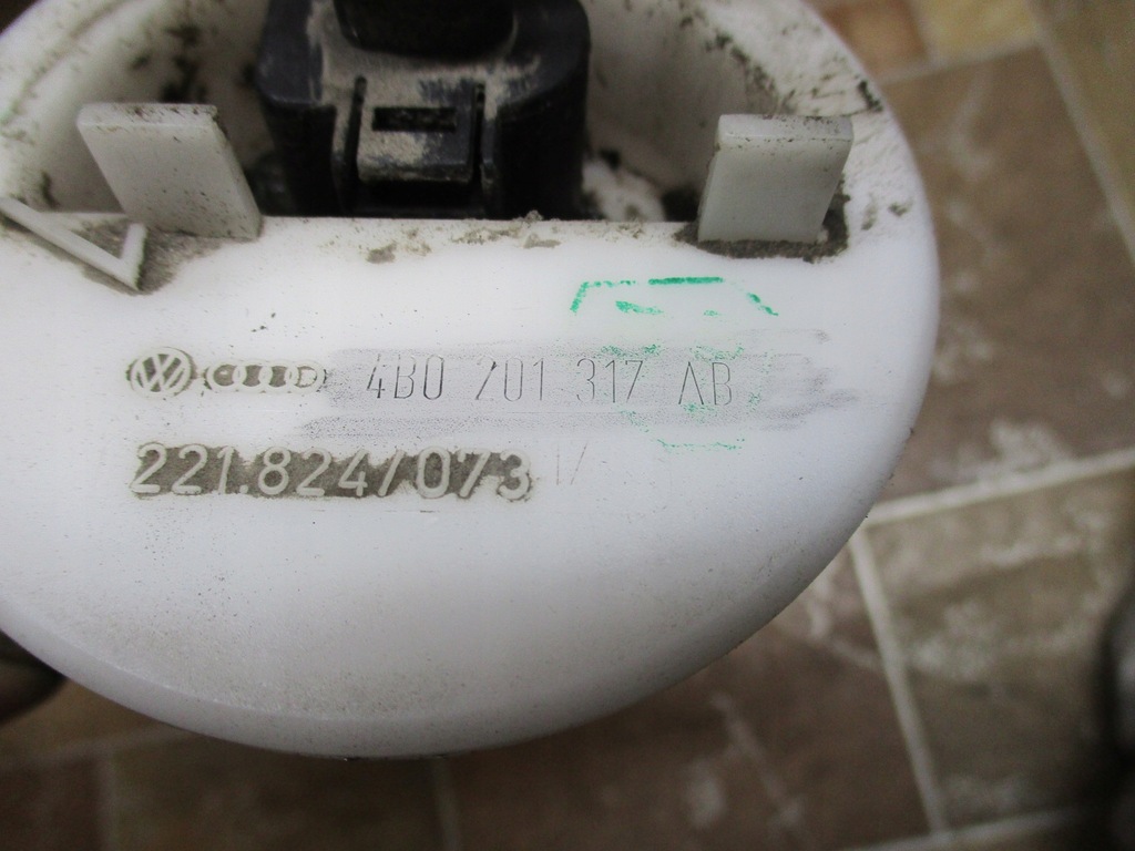 фото №8, Датчик рівня пального audi a6 c5 4b0201317ab 2.7t 4b0201317a 2.5tdi
