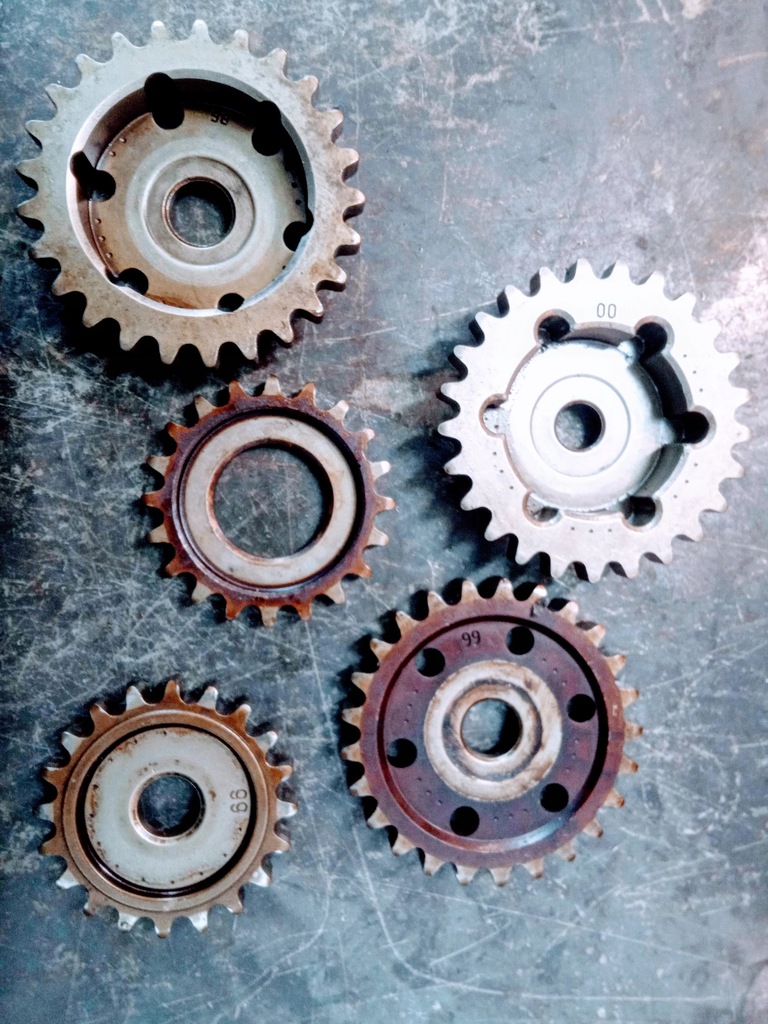 фото №5, Направляющая цепи распределительного вала ford explorer 4.0 v6 sohc