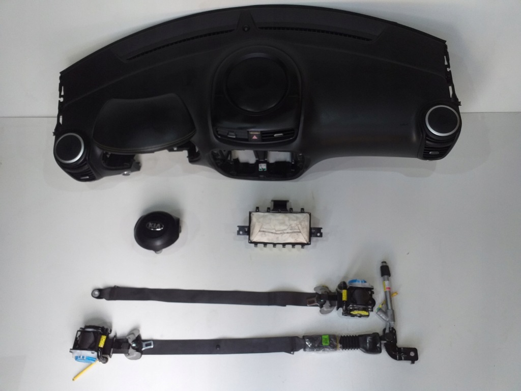 фото №1, Kia soul 2 ii панель приладів консоль подушка безпеки подушки безпеки ремені оригінал демонтаж