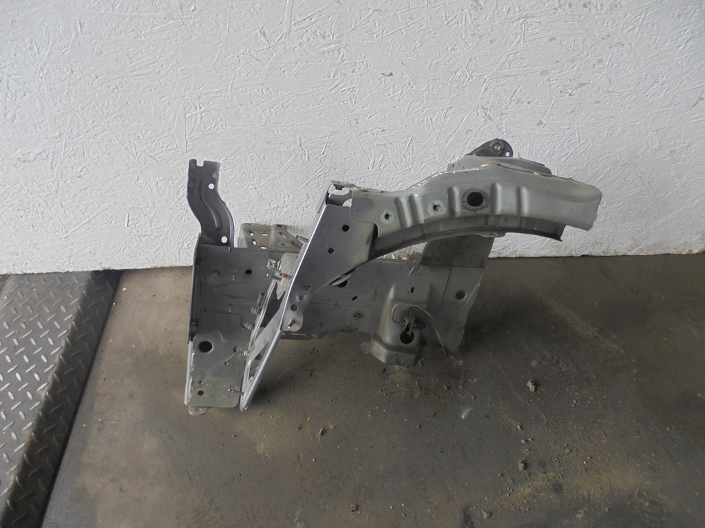 фото №1, Renault megane iii hb чверть перед права 2012r