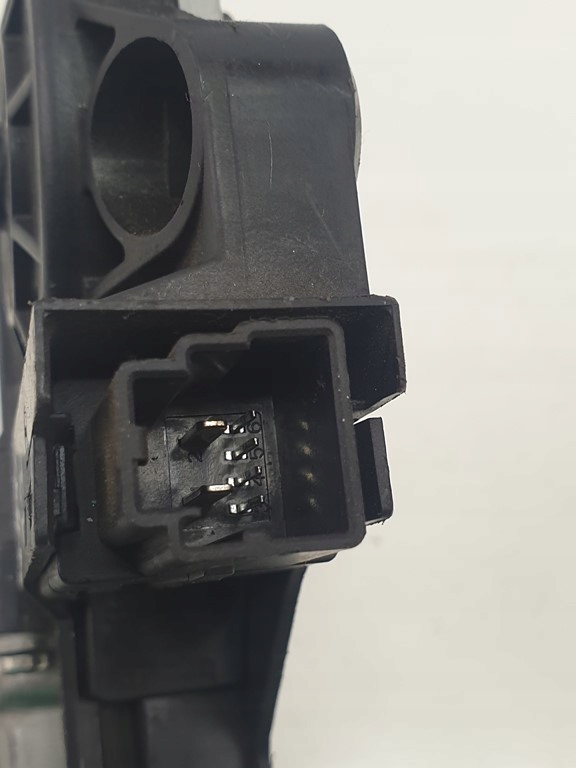 фото №7, Моторчик скло перед volvo v70 iii xc70 970714 eu