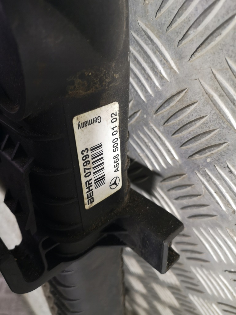 Радіатор води mercedes vario a6685000102 Недорого