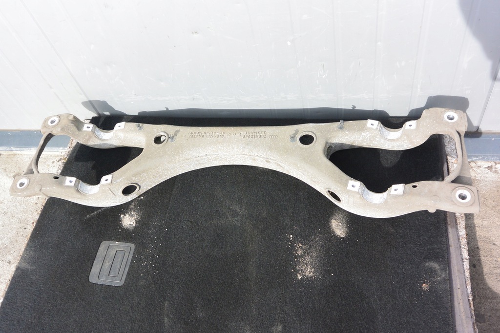 фото №4, Балка подвеска задняя audi q7 4l lift touareg 7l