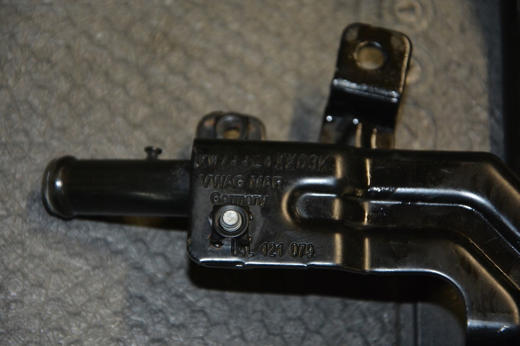 фото №5, Труба wody vw t6 multivan 04l1211079 7e0121096t