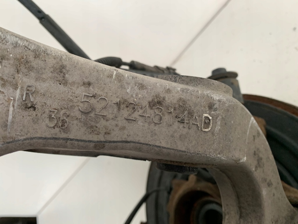 фото №5, Jeep grand cherokee wk2 6.4 поворотний кулак задня права