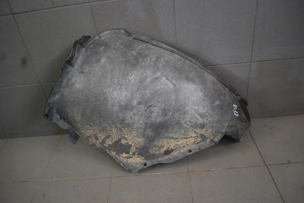 фото №6, Підкрилок лівий перед частина задня a8 d2 4d0821191l