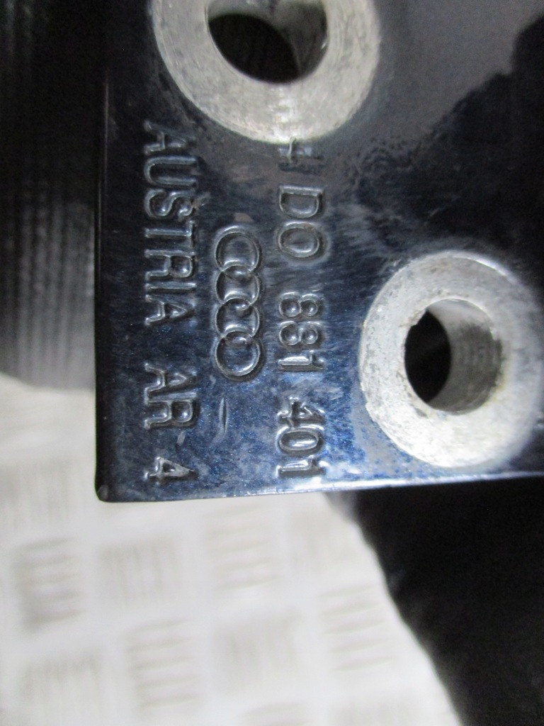 фото №5, Петля дверь левый перед верхний audi a8 94-99r