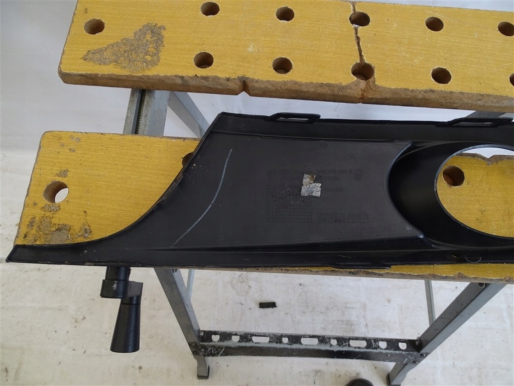 фото №7, Решітка w бампер перед права vw jetta 5c6 11-14