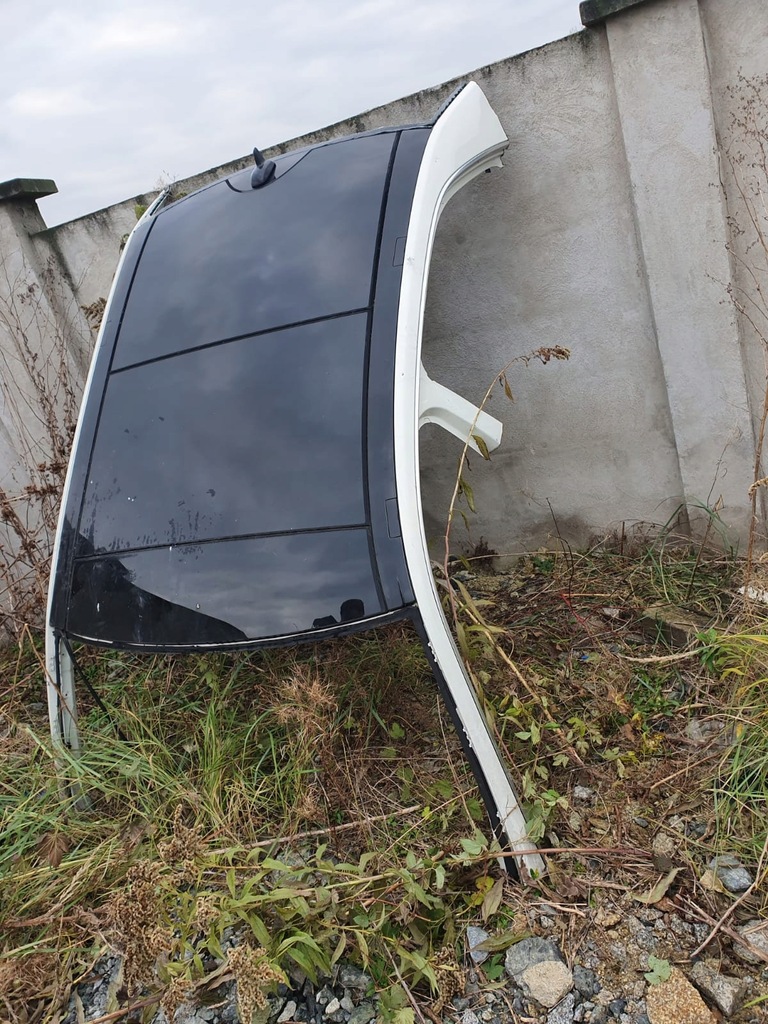 фото №1, Mercedes 212 седан дах панорама