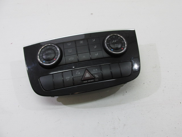 фото №1, Панель обдув кондиционера mercedes r-klasa w251