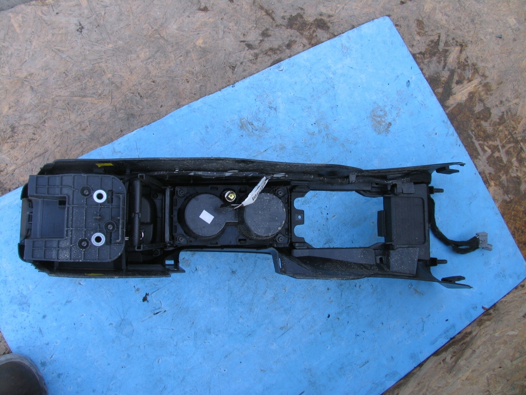 фото №5, Volvo v40 туннель средний