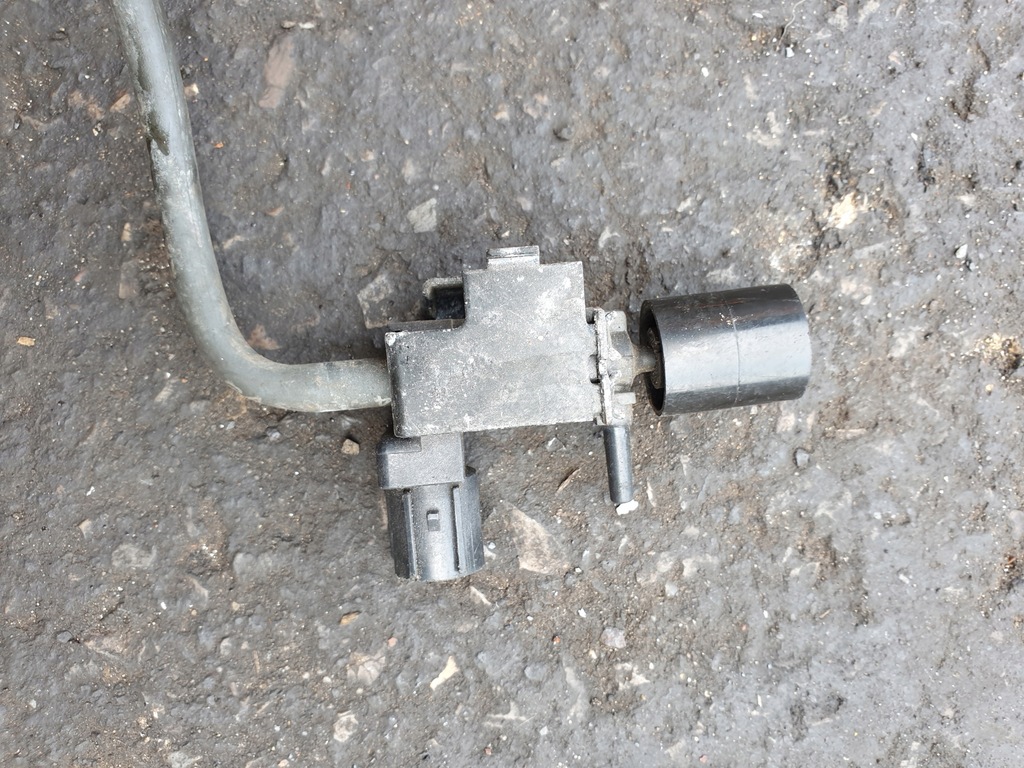 фото №5, Клапан вакуумa nissan primera p10