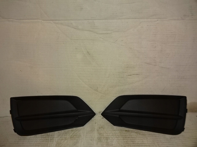 Купить Решётка бампера правая левая volvo xc 60 r18-19