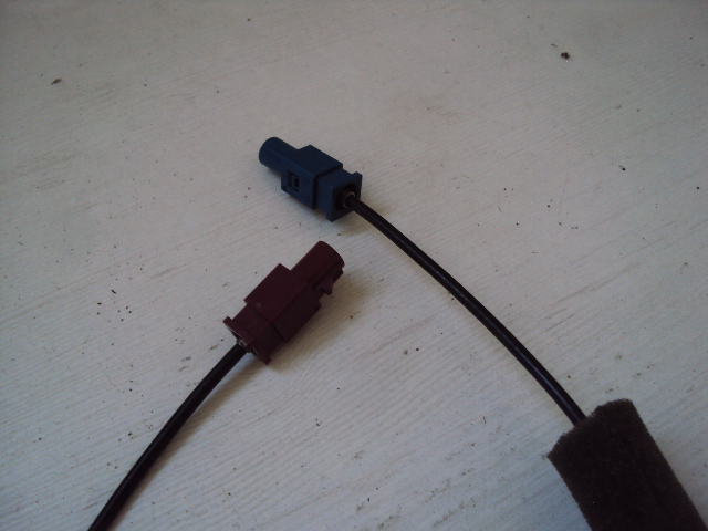 фото №3, Антенна audi a8 d3