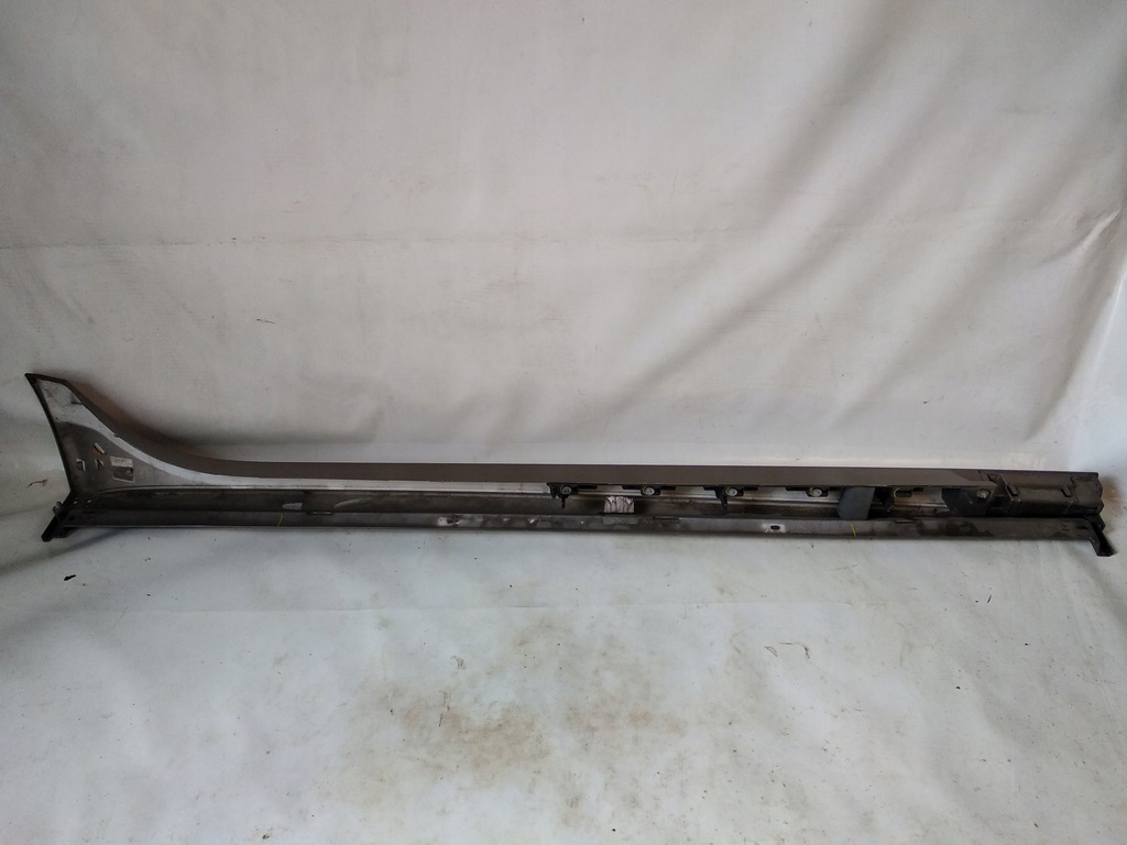 фото №5, Jaguar xe r-design r-sport молдинг порог правый 15-