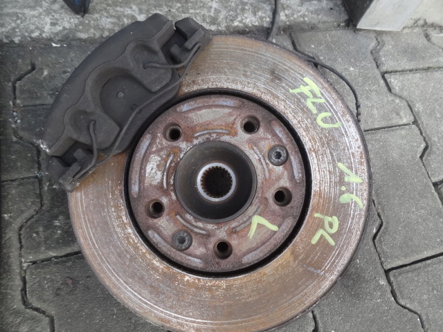 фото №1, Renault fluence 2010 1,6 поворотный кулак передняя левая