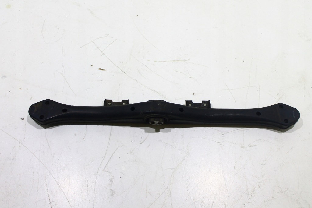 фото №1, Vw touareg балка pod коробка передач кронштейн 7l6399227g