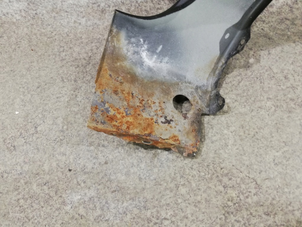 Mazda 3 3 09-11 крило ліве передній перед Оригінал