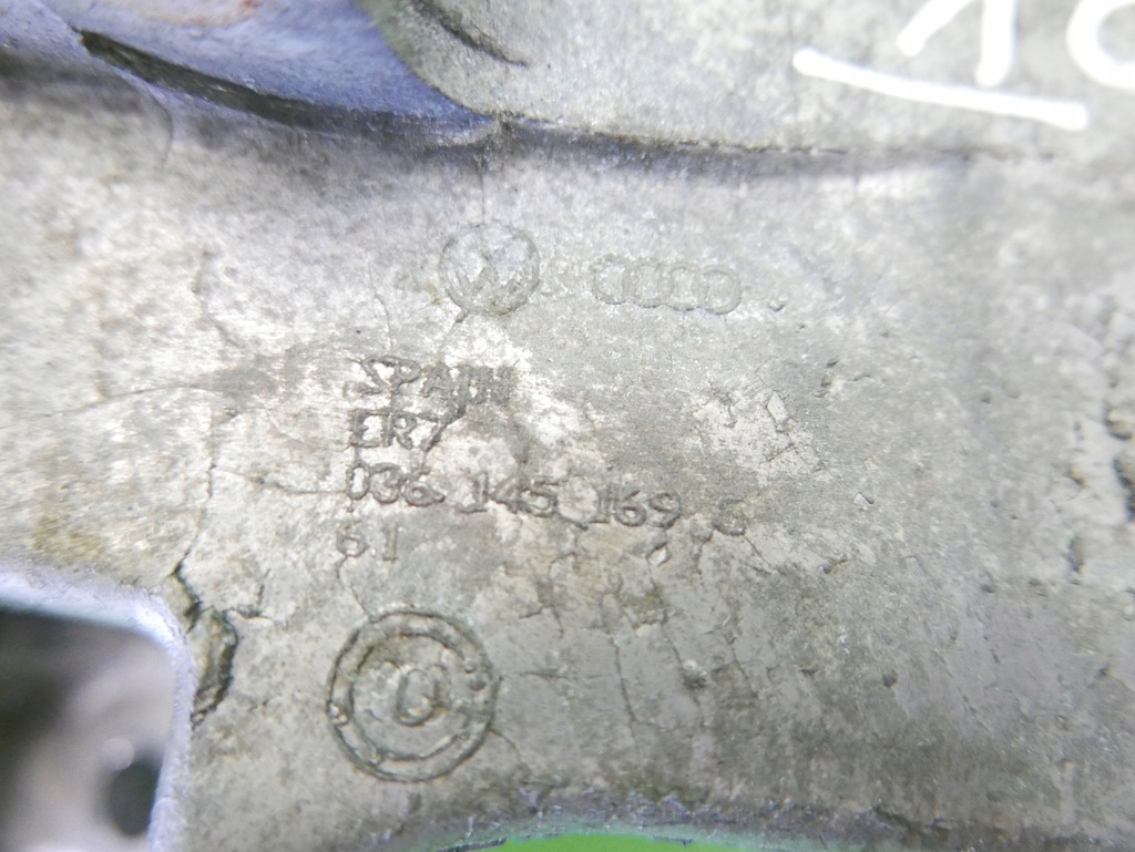 фото №10, Кронштейн генератора 036145169g vw polo v 6r 1.4 16v