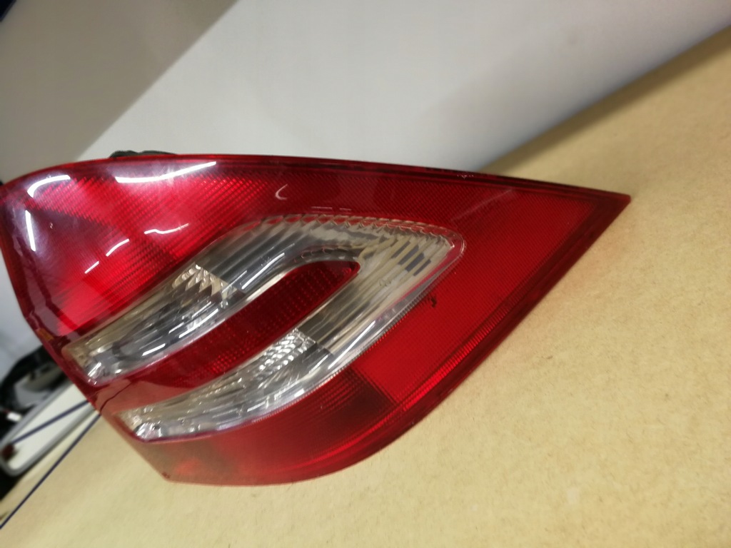 фото №6, Mercedes w203 лампа задняя правая sedan