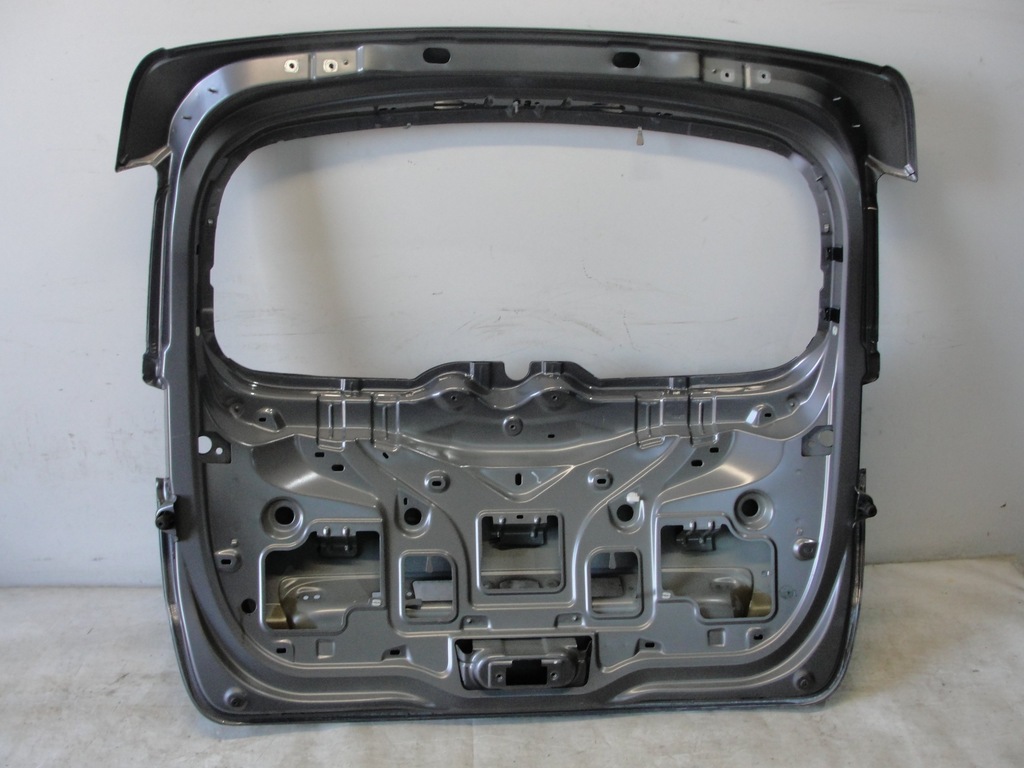 фото №4, Крышка багажника задняя renault scenic iii