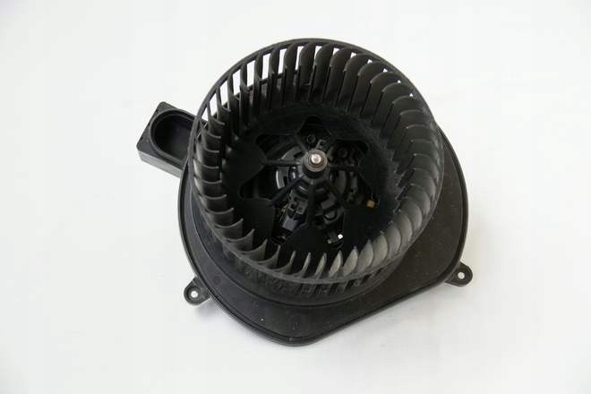 фото №1, Воздуходувка вентилятор jeep cherokee iv kk 68003996aa