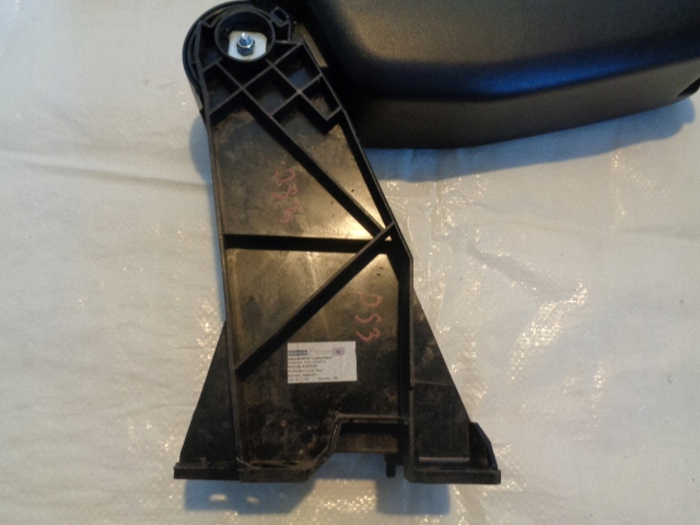 фото №6, Citroen ds3 підлокітник версія givenchy