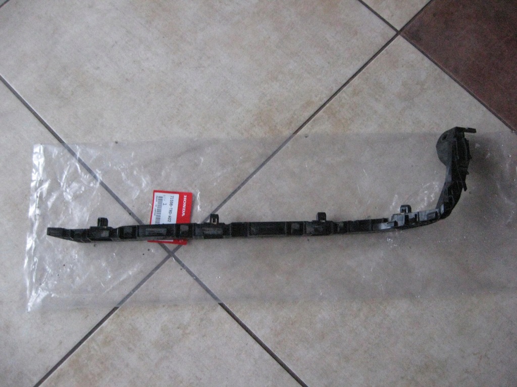 фото №1, Напрямна крила бампера задня - honda civic ix sedan