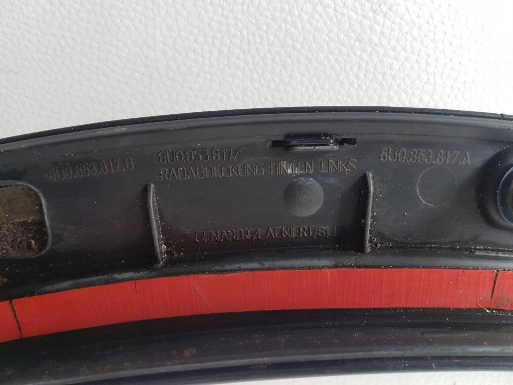 фото №10, Audi q3 s-line накладка молдинг na крыло левый задняя