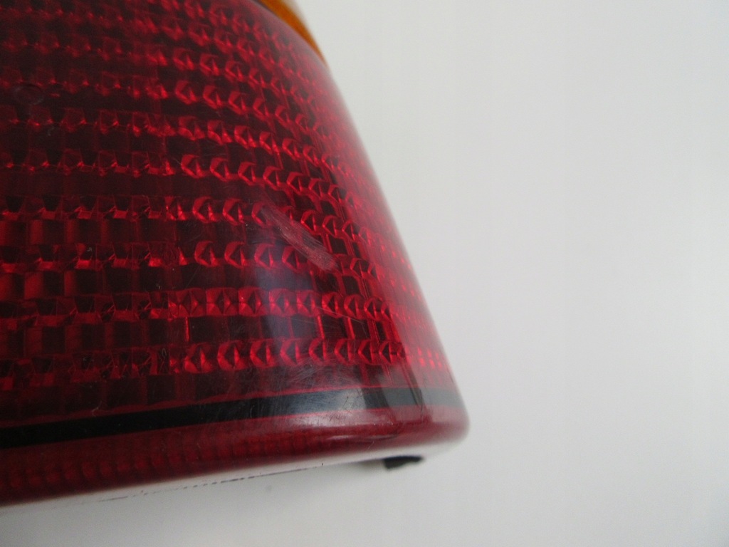 фото №10, Лампа задняя правая wkł. vw passat b2 htb 321945112t