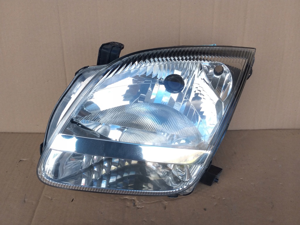 фото №1, Suzuki ignis 03 -08 лампа перед левая