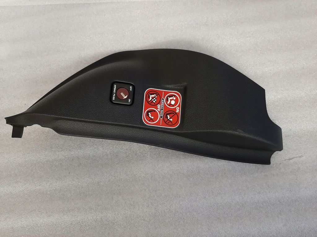 фото №1, Защита консоли боковая citroen оригинальный номер 9680926777